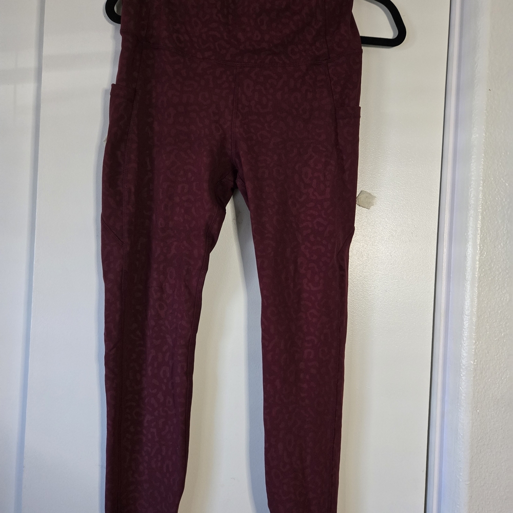 Chic Burgundy Women's Leggings